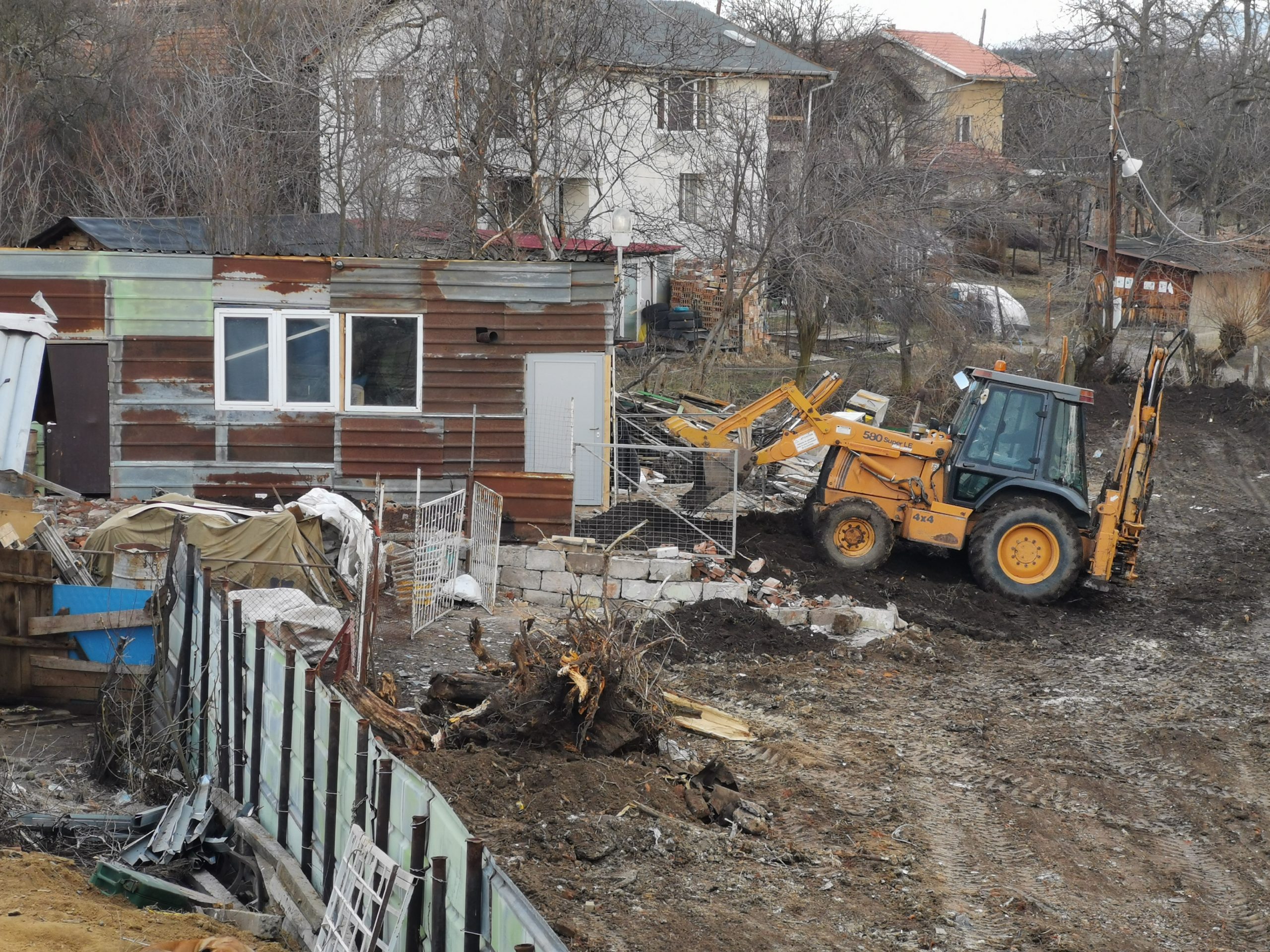 Насипи и разстилане на чакъл – 0887 345 345